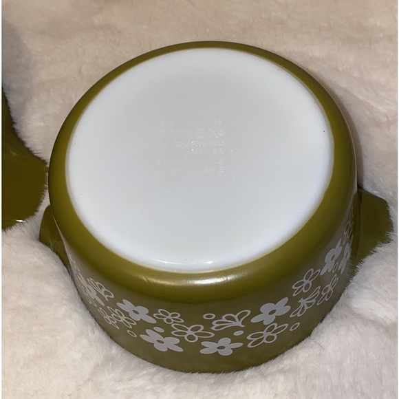 - Vintage Pyrex Spring Blossom Crazy Daisy Green White Floral Bowls - Picture 10 of 16